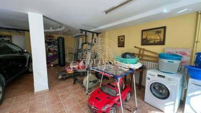 Reventa - Chalet -
Manises - Calle mayor-Masia de la Cova