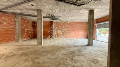 Reventa - Local Comercial -
Rafal