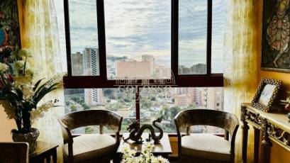 Resale - Piso -
Benidorm - Poniente
