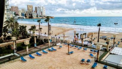 Resale - Apartamento -
Benidorm - Levante