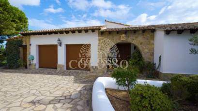 Resale - Villa -
Benissa - Fustera