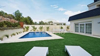 Resale - Villa de Lujo -
Polop - Urbanizaciones