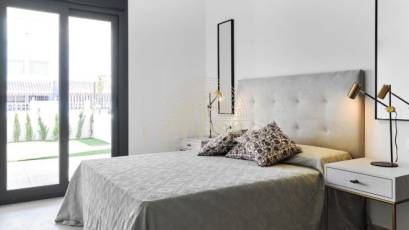 Obra nueva - Bungalow -
Torrevieja