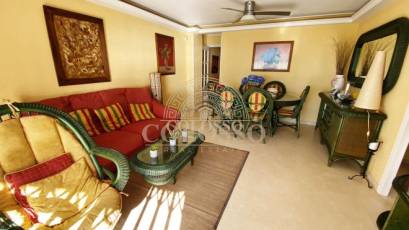 Resale - Apartamento -
Torrevieja - Paseo maritimo