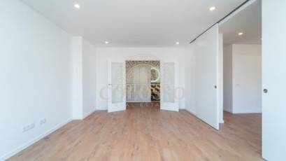 Reventa - Piso -
Madrid - Fuentelarreina