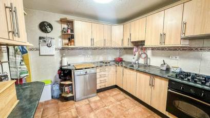 Resale - Villa -
Agost