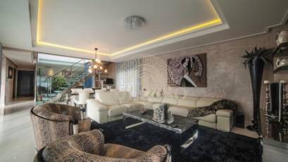 Resale - Villa -
Orihuela Costa - La Zenia