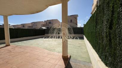 Alquiler - Villa -
Guardamar del Segura - Urbanizaciones