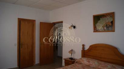 Resale - Finca rústica -
Finestrat - Finestrat pueblo