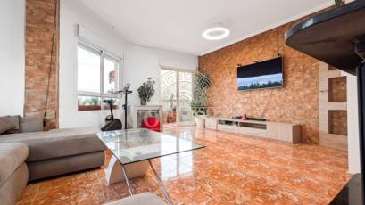 Reventa - Apartamento / piso -
Rafal