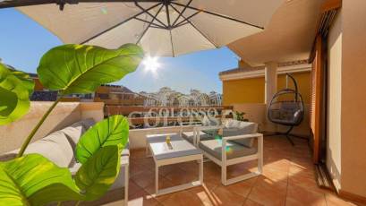Resale - Apartamento -
Torrevieja - Punta prima