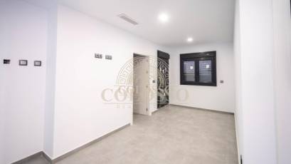 Resale - Villa de Lujo -
Torrevieja - Aguas nuevas 1