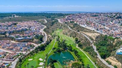 Obra nueva - Villa de Lujo -
Ciudad Quesada - Pueblo bravo
