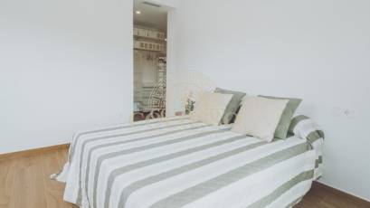 Revente - Apartamento -
Redován