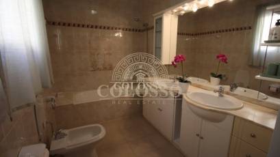 Resale - Villa -
Calpe - Empedrola