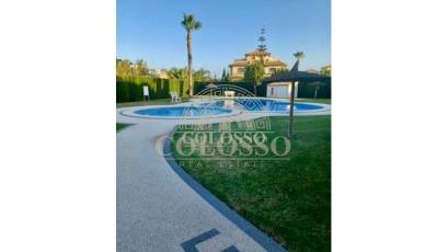 Alquiler - Adosado -
Cabo Roig
