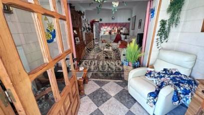 Resale - Casa -
Orihuela Costa - Cabo Roig