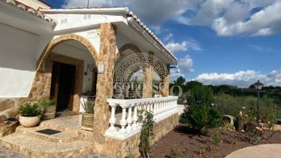 Resale - Casa con terreno -
Algimia de Alfara - Algimia de alfara