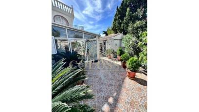 Resale - Casa -
Orihuela Costa - Cabo Roig