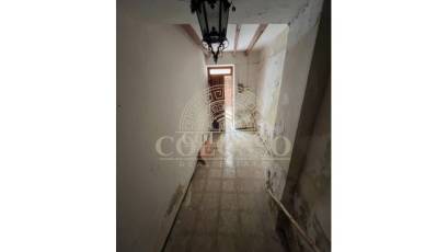 Resale - Casa -
Sella - PUEBLO