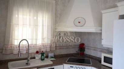 Resale - Villa -
Calpe - Empedrola