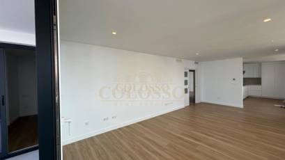 Resale - Piso -
Benidorm - Levante