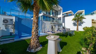Resale - Villa -
Finestrat - Balcón de finestrat