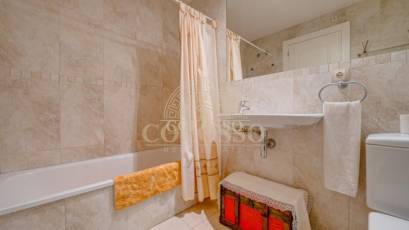 Resale - Apartamento -
Benidorm - Levante