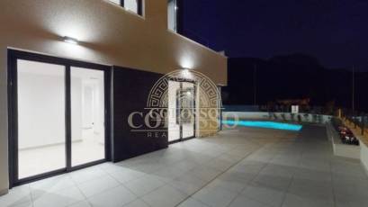 Resale - Chalet -
Polop - Alberca