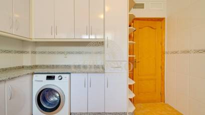 Resale - Bungalow -
Torrevieja - Los altos