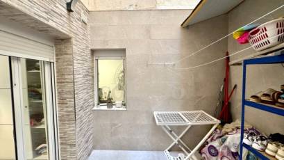 Revente - Apartamento -
Guardamar del Segura - Guardamar Playa