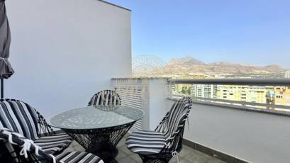 Alquiler - Apartamento -
Villajoyosa - Cala de finestrat