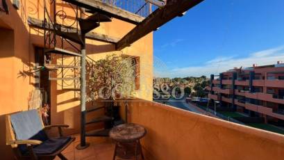 Resale - Casa Tipo Dúplex -
Orihuela Costa - Villamartín