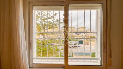 Resale - Bungalow -
Torrevieja - Los altos