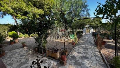 Resale - Chalet -
San Vicente del Raspeig - Sol y Luz