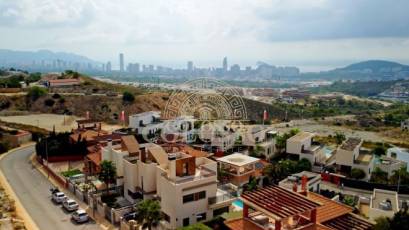 Resale - Villa de Lujo -
Finestrat - Camporrosso village