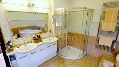 Resale - Villa -
Benissa - Fustera