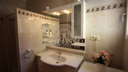 Resale - Villa -
Calpe - Empedrola