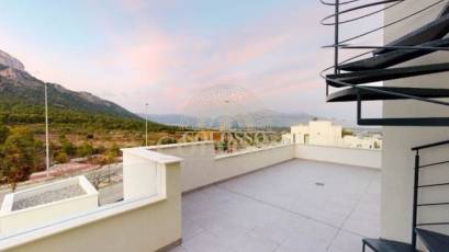Resale - Chalet -
Polop - Alberca