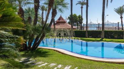 Resale - Casa -
Cullera - Cap Blanc