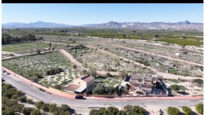Resale - Plot / Land -
Benferri