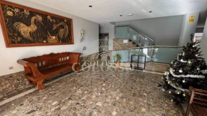 Resale - Piso -
Benidorm - Poniente