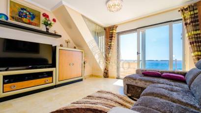 Resale - Penthouse -
Torrevieja - Playa del Cura