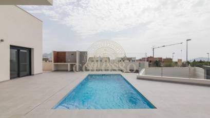 Reventa - Villa -
Polop - Alberca