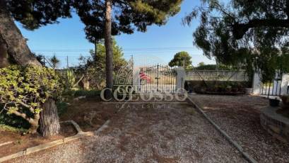 Resale - Chalet -
San Vicente del Raspeig - Sol y Luz