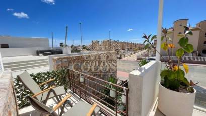 Resale - Villa de Lujo -
Orihuela Costa - Montezenia