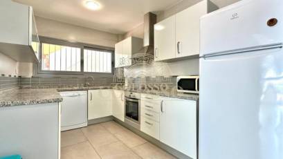 Resale - Pareado -
Benidorm - Cala de Benidorm