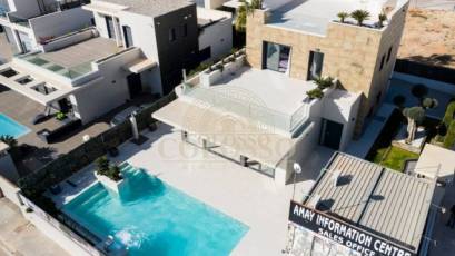 Obra nueva - Villa -
Orihuela Costa