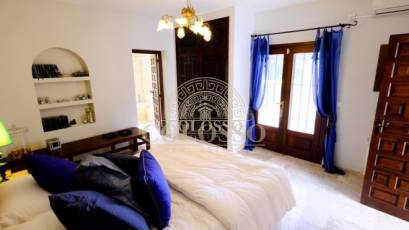 Resale - Villa -
Benissa - Fustera
