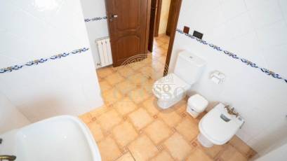 Resale - Inmueble singular -
San Miguel de Salinas - CENTRO